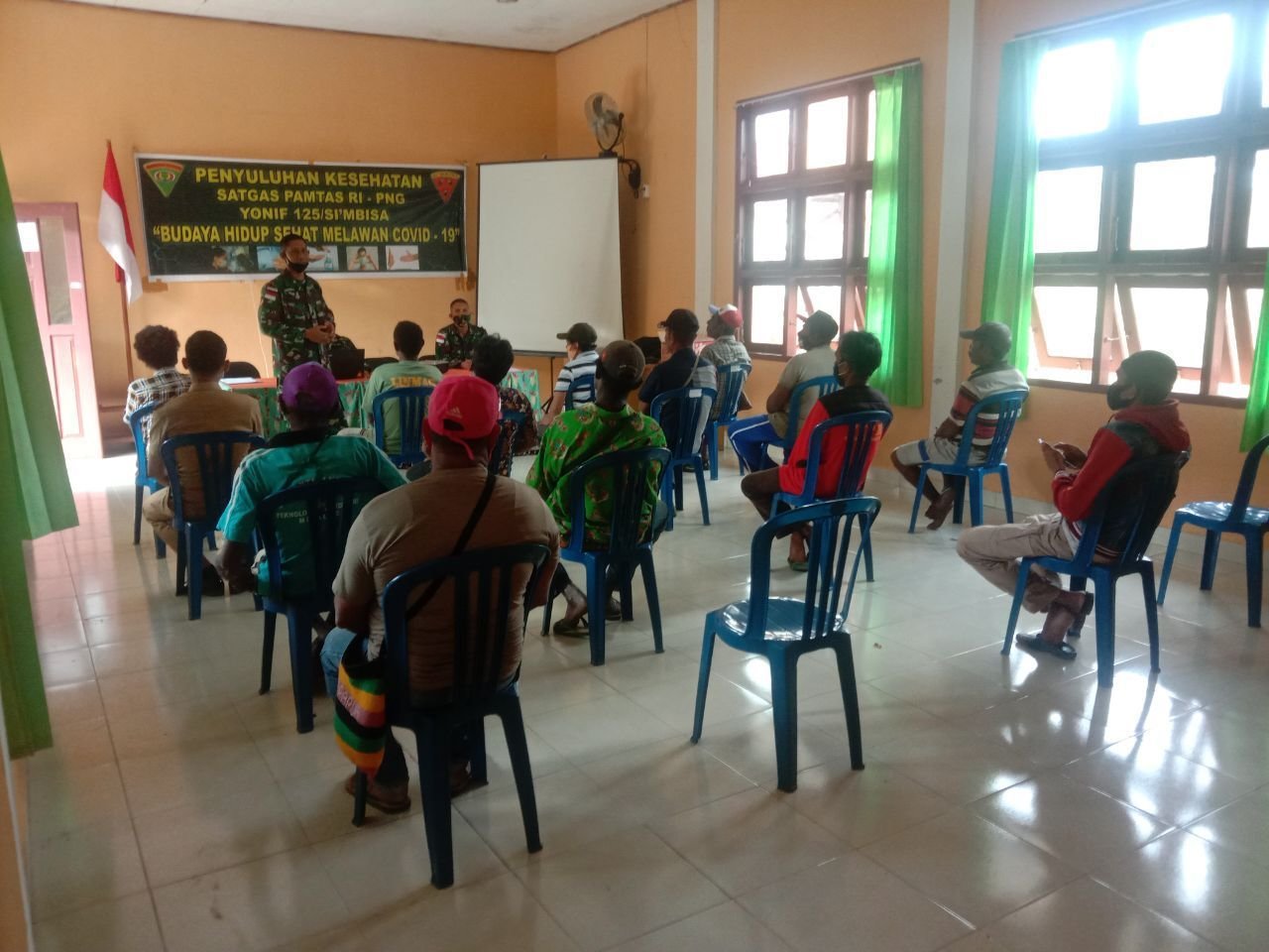 cegah-penyebaran-covid-19-satgas-yonif-125-berikan-penyuluhan-kepada-aparat-kampung-dan-perangkat-rt-di-perbatasan-2208062-rev1.jpg