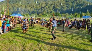 semarakkan-hut-ri-ke-75satgas-754-kostrad-gelar-lomba-bagi-masyarakat-dabra-220806e-rev2.jpg