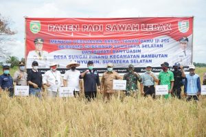 herman-deru-instruksikan-askolani-gaspol-kejar-tiga-besar-produksi-pangan-nasional-220806t-rev2.jpg