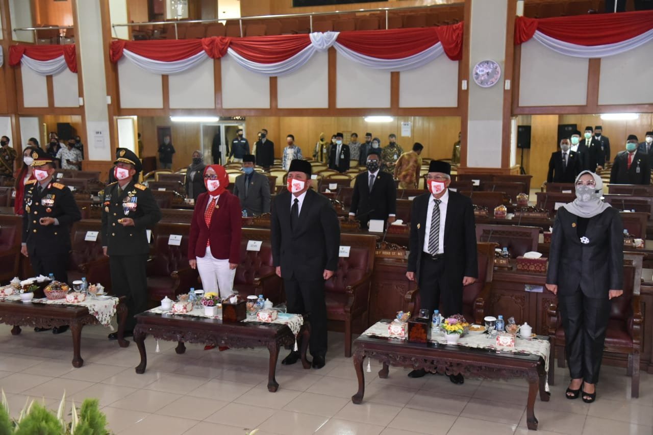 herman-deru-jadikan-momentum-pandemi-untuk-majukan-sumsel-2208067-rev2.jpg