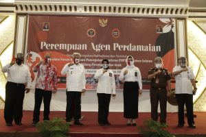 wagub-mawardi-akui-peran-perempuan-efektif-tangkal-penyebaran-terorisme-dan-radikalisme-2208064-rev2.jpg