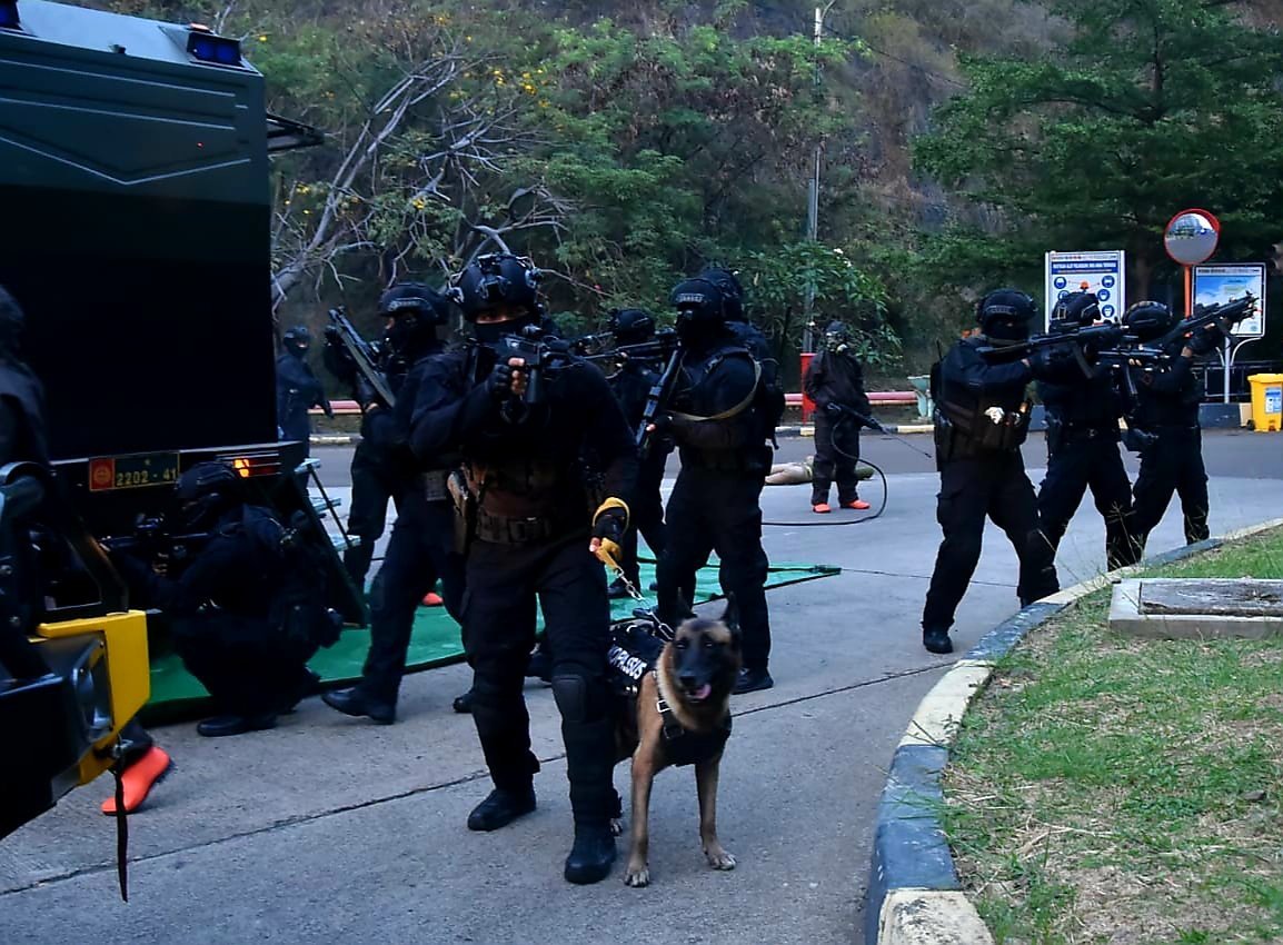 komando-operasi-khusus-tni-gelar-latihan-penanggulangan-terorisme-220806m-rev2.jpg