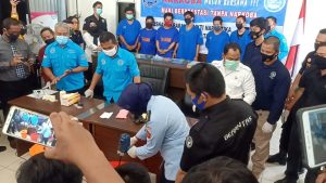 bnnp-sumsel-musnahkan-sabu-75-kg-dan-ribuan-butir-pil-setan-2208064-rev2.jpg