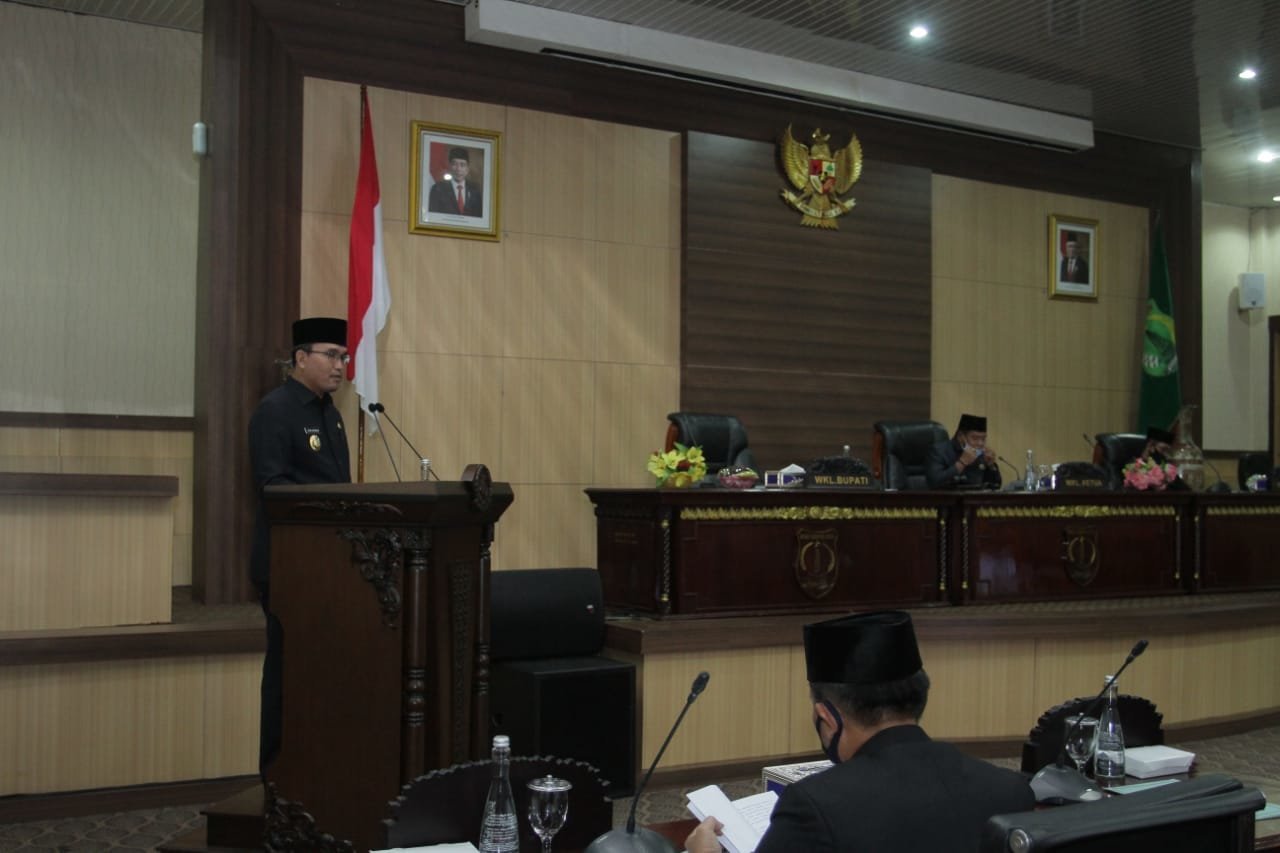 tiga-raperda-inisiatif-eksekutif-dan-dua-raperda-prakarsa-dprd-muba-disampaikan-2208066-rev2.jpg