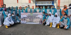 tekan-penyebaran-covid-19-pemprov-sumsel-gencar-bagikan-masker-dan-face-shield-kepada-masyarakat-220806o-rev2.jpg