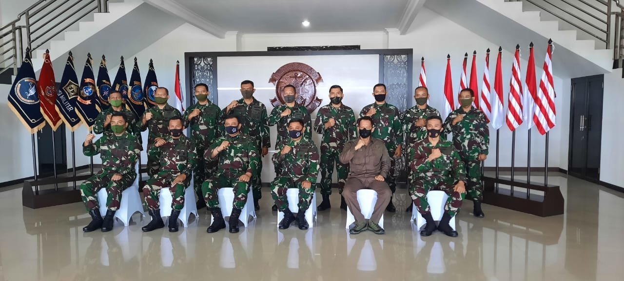 pangkogabwilhan-ii-tinjau-kesiapan-operasi-ambalat-tmp-indomalphi-dan-pamtas-ri-malaysia-2208064-rev2.jpg