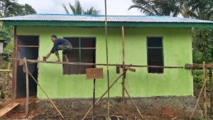 13-rumah-program-tmmd-108-kodim-1709yawa-memasuki-tahap-pengecatan-220806a-rev1.jpg