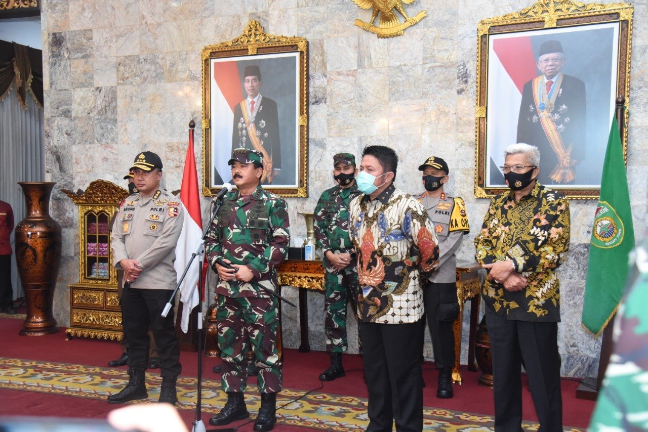 panglima-tni-sebut-penanganan-covid-di-sumsel-layak-dicontoh-220806a-rev1.jpg