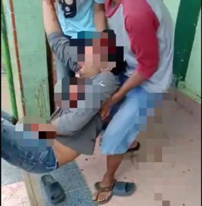 muslim-tewas-di-depan-mushola-usai-ditembak-dan-dibacok-2208063-rev2.jpg