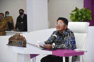 gubernur-herman-deru-himbau-umkm-manfaatkan-transaksi-online-dan-digital-saat-pandemi-covid-19-220806u-rev2.jpg