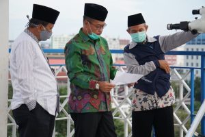 kakanwil-sumsel-pantau-hilal-i-zulhijjah-lebaran-31-juli-220806x-rev2.jpg