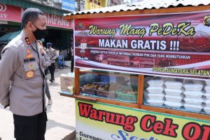 kapolda-sumsel-launching-warung-mang-pedeka-makan-gratis-2208067-rev2.jpg