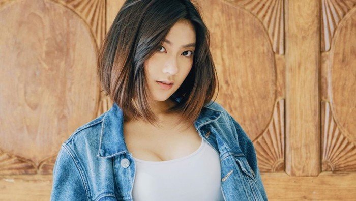 rachel-florencia-ditawari-kencan-rp-2-miliar-digoda-banyak-seleb-220806g-rev2.jpg
