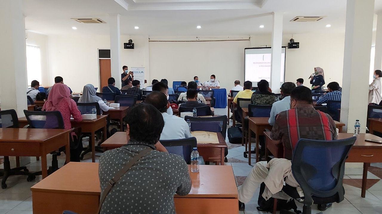 bupati-instruksikan-perusahaan-daftarkan-bhl-masuk-bpjs-220806a-rev2.jpg