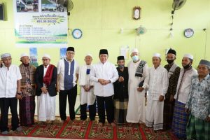 safari-jumat-di-seberang-ulu-hd-ingatkan-warga-tetap-terapkan-protokol-kesehatan-220806i-rev2.jpg