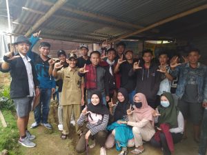 dimasa-covid19-pemuda-desa-cempaka-sakti-ajak-masyarakat-jaga-kebersihan-2208066-rev3.jpg