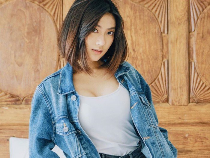 rachel-florencia-si-wibu-yang-jadi-istri-online-para-netizen-2208065-rev3.jpg