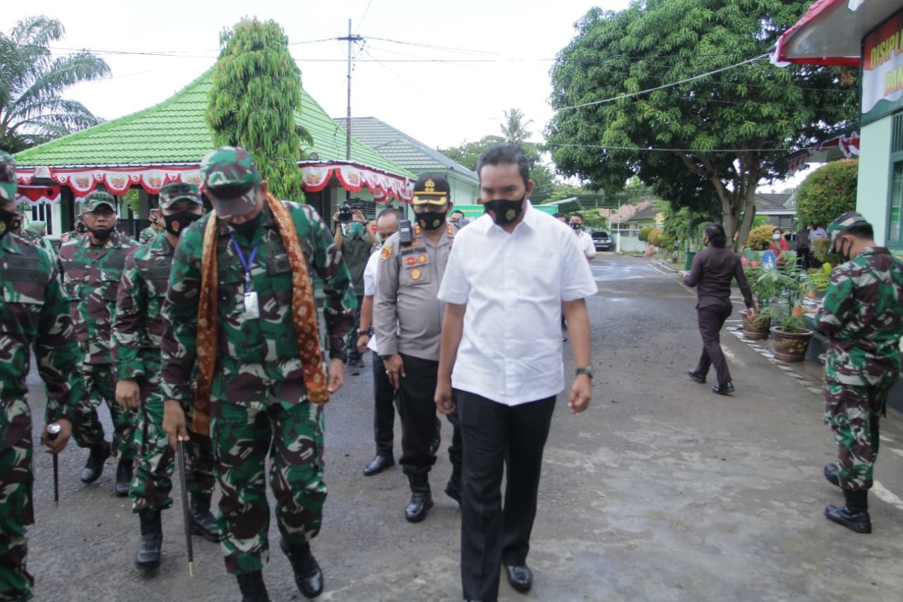 wabup-muba-bersama-forkompinda-sambut-kunker-pangdam-ii-sriwijaya-220806w-rev3.jpg