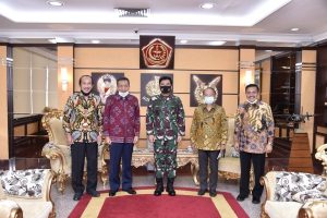 panglima-tni-terima-audiensi-purnawirawan-tni-220806o-rev2.jpg