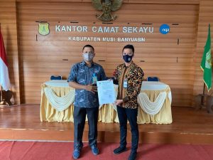 aka-anggara-jabat-plt-lurah-serasan-jaya-220806k-rev2.jpg