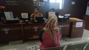 pasutri-ditodong-menggunakan-senpi-2208060-rev3.jpg