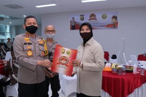 kapolda-sumsel-tinjau-medical-check-up-para-purnawirawan-polri-2208067-rev3.jpg