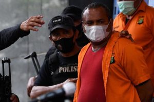 konflik-john-kei-vs-nus-kei-di-balik-penyerangan-green-lake-city-duri-kosambi-220806k-rev3.jpg