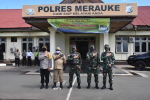 danrem-174atw-bersama-bupati-kunjungi-markas-polres-merauke-220806v-rev3.jpg
