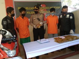 bajing-loncat-yang-sempat-viral-ditangkap-polisi-2208060-rev3.jpg
