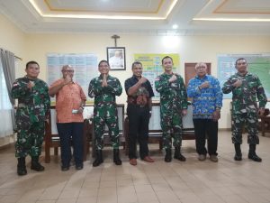pelihara-hubungan-baik-danrem-174-merauke-berkunjung-ke-keuskupan-agung-2208062-rev3.jpg