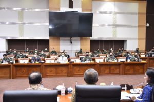 panglima-tni-rapat-kerja-dengan-komisi-i-dpr-ri-220806a-rev3.jpg