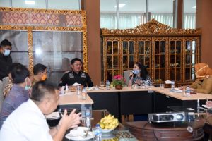 herman-deru-segera-resmikan-pemanfaatan-kriya-sriwijaya-220806e-rev2.jpg