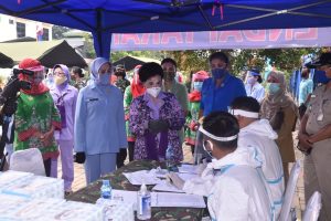 dharma-pertiwi-dan-oase-kim-laksanakan-rapid-test-gratis-2208069-rev2.jpg