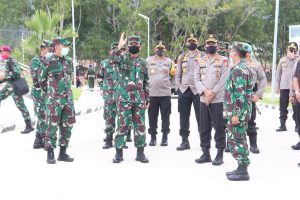 panglima-tni-patuhi-protokol-kesehatan-di-masa-transisinewnormal-220806a-rev3.jpg
