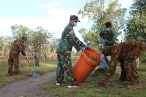 prajurit-yonif-411-kostrad-dan-pngdf-gelar-karya-bhakti-di-tapal-batas-220806g-rev3.jpg