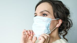 3-tips-merawat-kecantikan-selama-new-normal-2208066-rev2.jpg