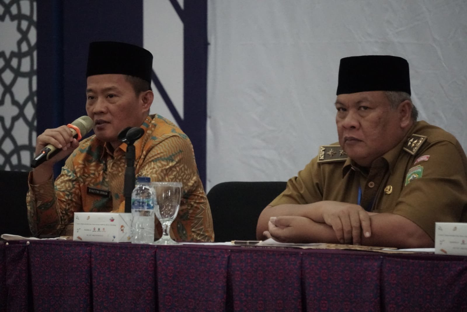 jamaah-haji-kloter-pertama-segera-pulang-begini-persiapan-ppih-debarkasi-palembang-2208243.jpg