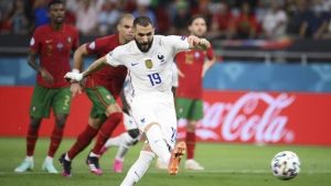 karim-benzema-jadikan-trofi-ballon-dor-motivasi-untuk-tampil-memikat-di-piala-dunia--221018a.jpg