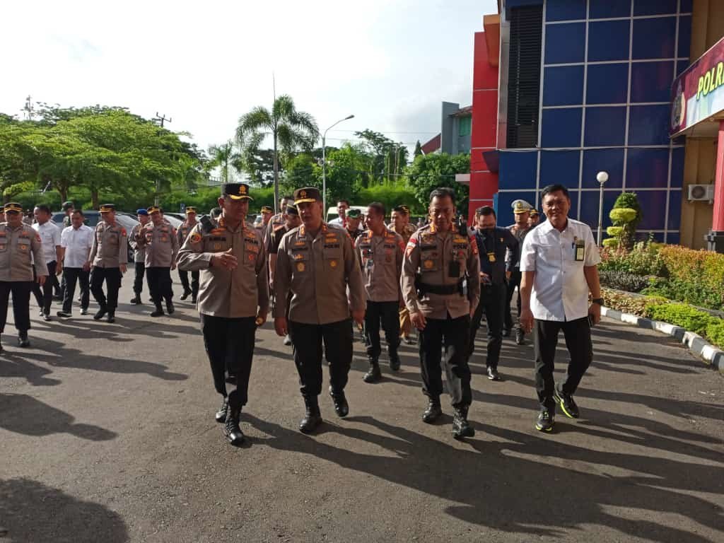 kapolda-sumsel-tanya-ke-wartawan-permasalah-apa-yang-menonjol-di-kota-palembang-221025o.jpg