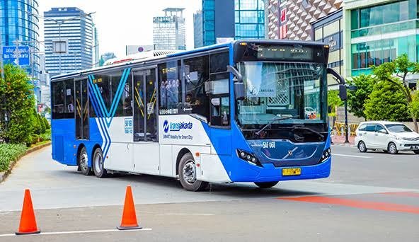 transjakarta-terima-aduan-664-kasus-saldo-uang-elektronik-terpotong-2-kali-221026k.jpg