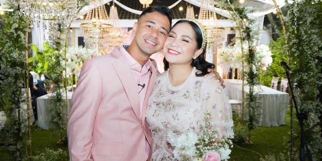 jadi-komentator-di-tiba-tiba-tenis-nagita-slavina-siap-dukung-raffi-ahmad-221111l.jpg