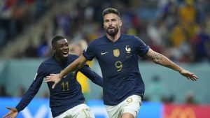 olivier-giroud-cetak-brace-prancis-sang-juara-bertahan-gulung-australia-221123i.jpg