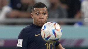 bungkam-ke-media-selama-piala-dunia-2022-kylian-mbappe-terancam-sanksi-fifa-221130a.jpg