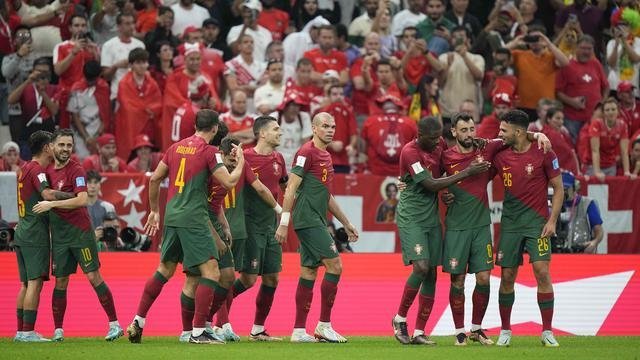 goncalo-ramos-hattrick-portugal-ke-perempat-final-setelah-pesta-gol-ke-gawang-swiss-221207g.jpg