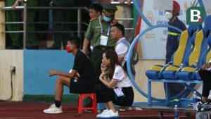 timnas-thailand-vs-indonesia-di-piala-aff-2022-madam-pang-waspadai-atmosfer-sugbk-221228l.jpg