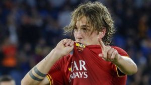 bukan-main-as-roma-tolak-tawaran-tiga-klub-liga-inggris-yang-tertarik-rekrut-zaniolo-230202l.jpg