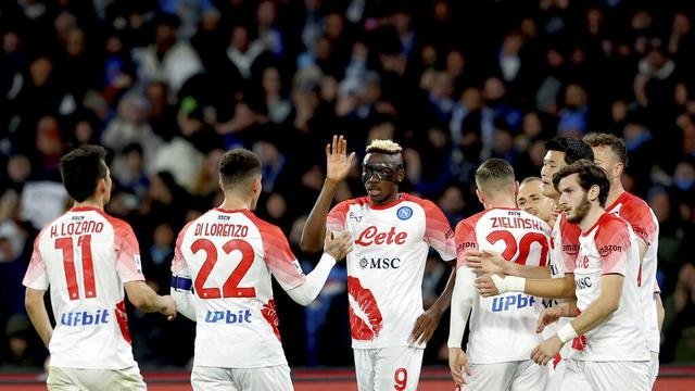 hasil-lengkap-liga-italia-napoli-menang-telak-makin-sulit-dikejar-230213z.jpg