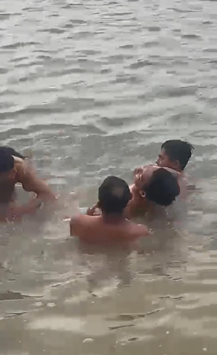 tak-kuat-berenang-bocah-smp-tewas-di-danau-opi-230411j.jpg
