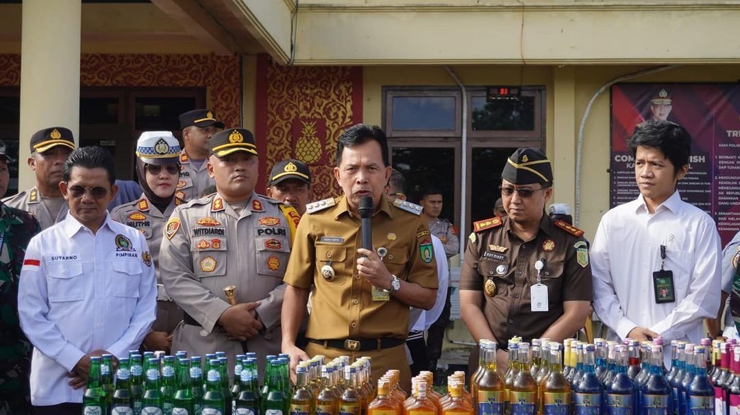wako-prabumulih-hadiri-giat-apel-gelar-pasukan-operasi-ketupat-2023-230417g.jpg