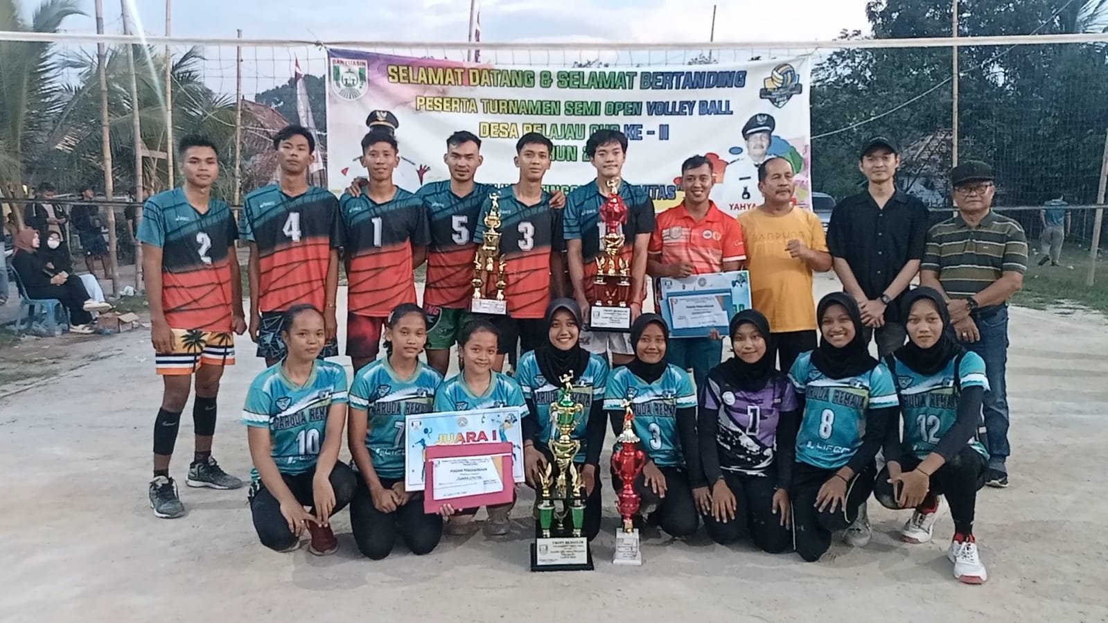 turnamen-volly-ball-semi-open-pelajau-cup-ke-ii-resmi-ditutup-230713v.jpg